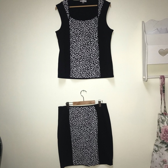 Calvin Klein Dresses & Skirts - Black & White Calvin Klein Floral matching set